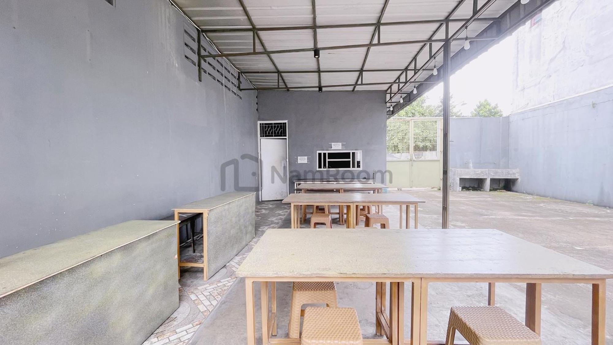 Eden Residence By Namroom Depok Exteriör bild